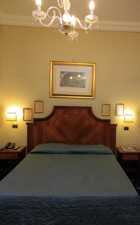 Les Chambres D'Or 罗马 客房 照片